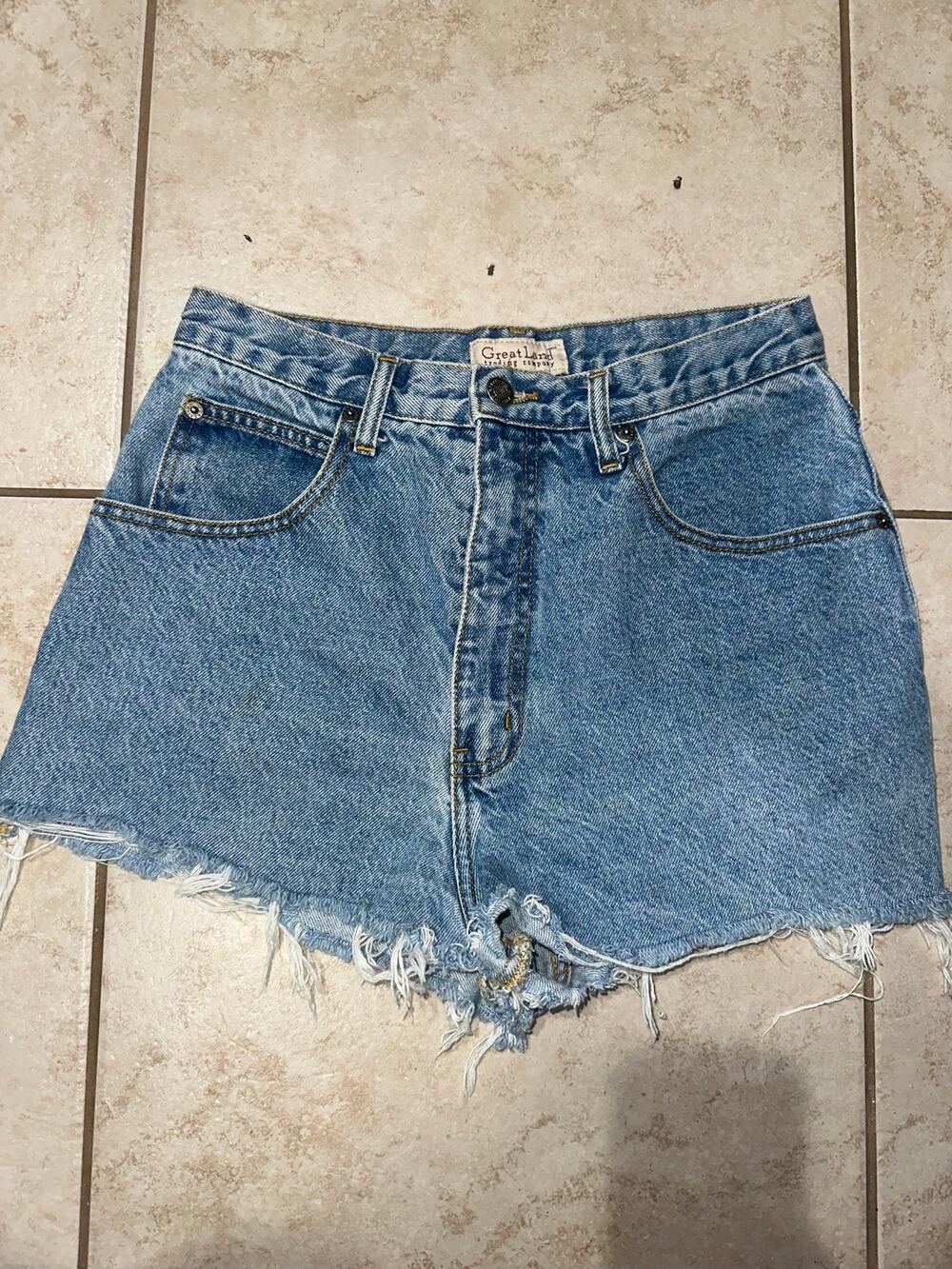 Vintage Greatland High-Waisted Distressed Denim Shorts Size 11/12